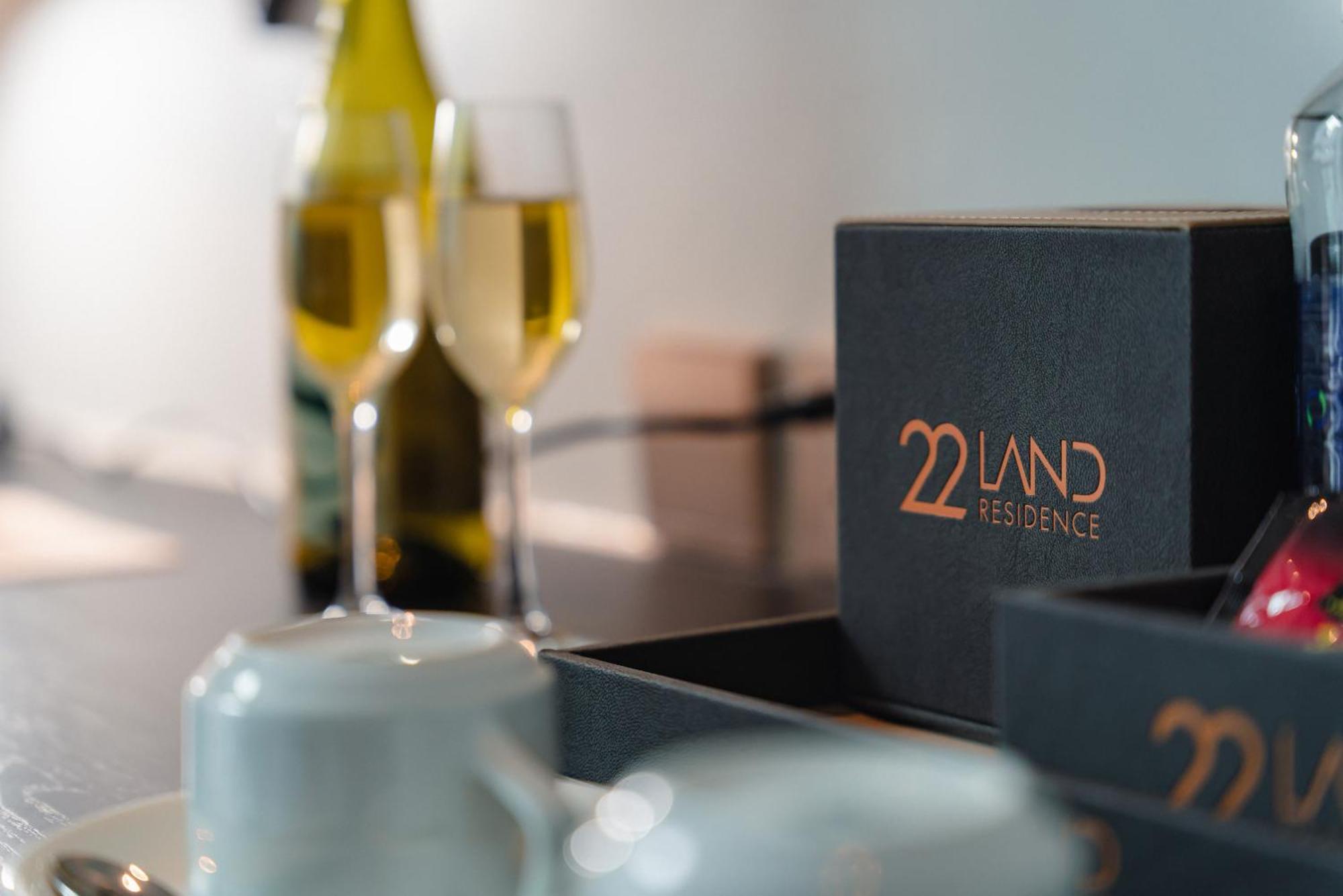 22Land Cloud Hotel Ханой Экстерьер фото